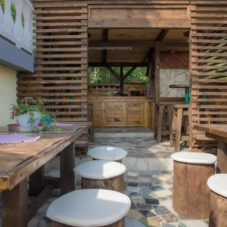 In With Seaview, Terrace, Air Condition, Wifi Appartamento *