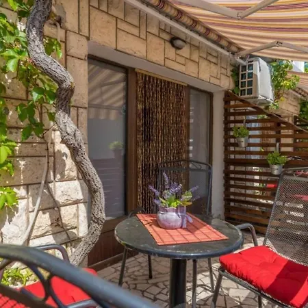 Appartamento In With Seaview, Terrace, Air Condition, Wifi Crikvenica