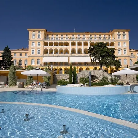 In With Seaview, Terrace, Air Condition, Wifi Appartamento Crikvenica